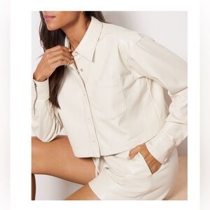 Good American Better Than Leather Cropped Shacket size 1 S-M